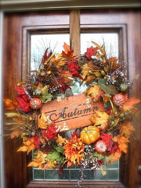 Autumn Door Decor
 67 Cute And Inviting Fall Front Door Décor Ideas DigsDigs