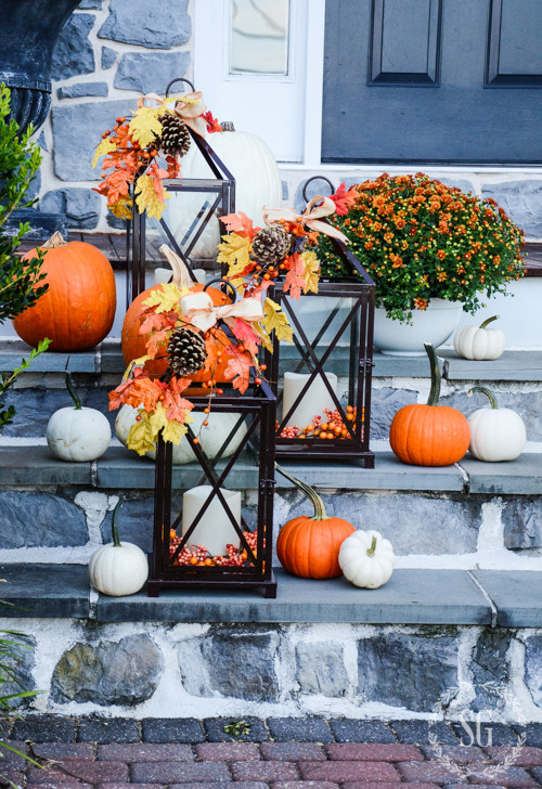 Autumn Outdoor Decor
 OUTDOOR FALL DECORATING WITH LANTERNS AND A GIVEAWAY
