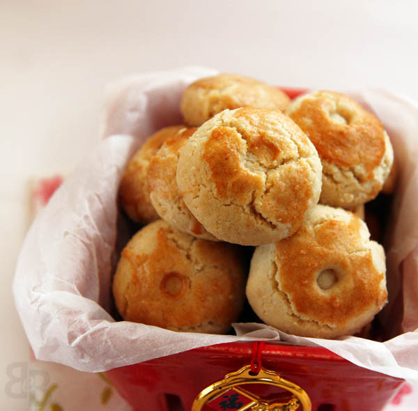 Chinese New Year Cookie Recipe
 Almond cookies for Chinese New Year – Bread et Butter