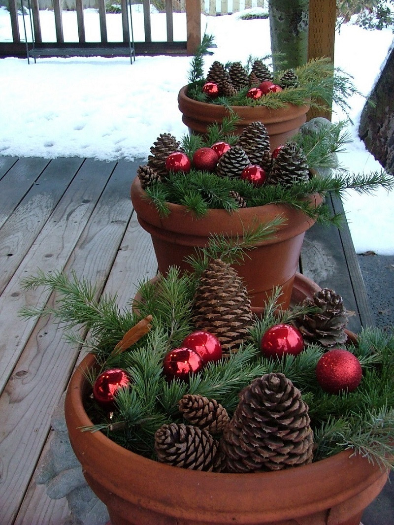 Christmas Outdoor Decor
 25 Top outdoor Christmas decorations on Pinterest Easyday
