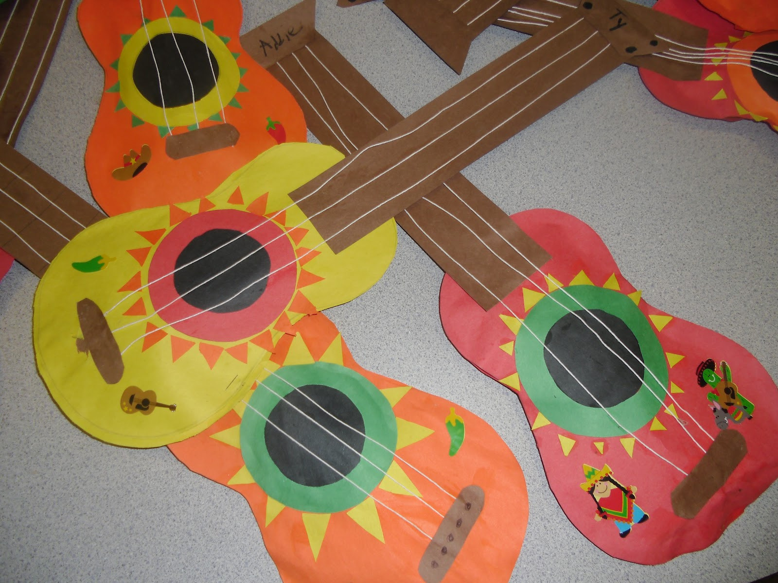 Cinco De Mayo Arts And Crafts
 PATTIES CLASSROOM Cinco de Mayo Mariachi guitars and corn