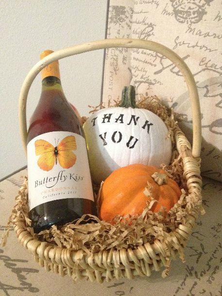 Diy Thanksgiving Gifts
 DIY Thanksgiving Gift Basket FabFitFun minus the wine