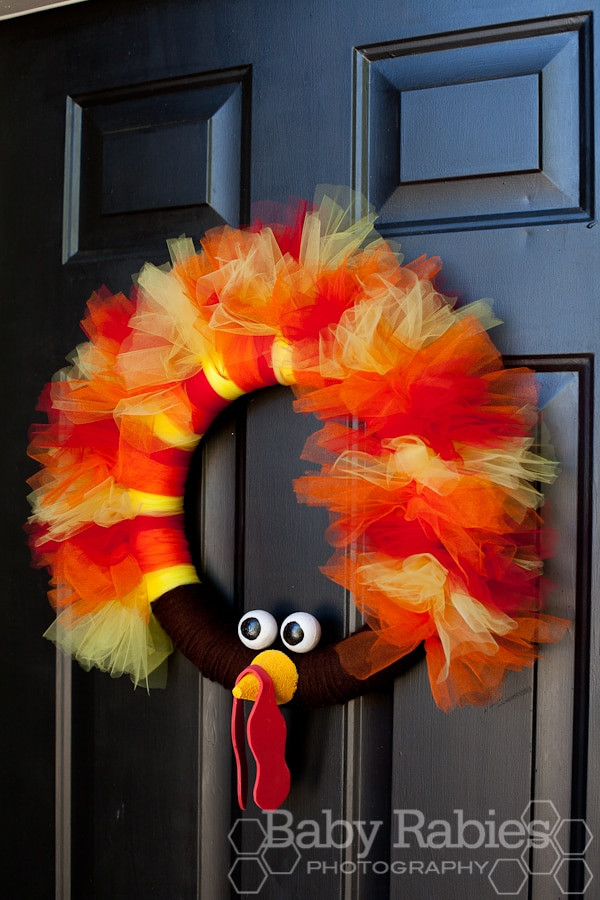 Diy Thanksgiving Wreaths
 20 DIY Thanksgiving & Christmas Wreath Ideas thegoodstuff