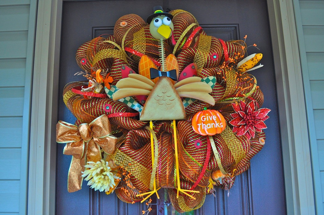 Diy Thanksgiving Wreaths
 A Dozen DIY Wreaths to Make this Thanksgiving