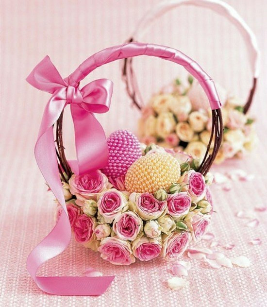 Easter Basket Decorating Ideas
 Easter basket ideas for a colorful holiday and festive mood