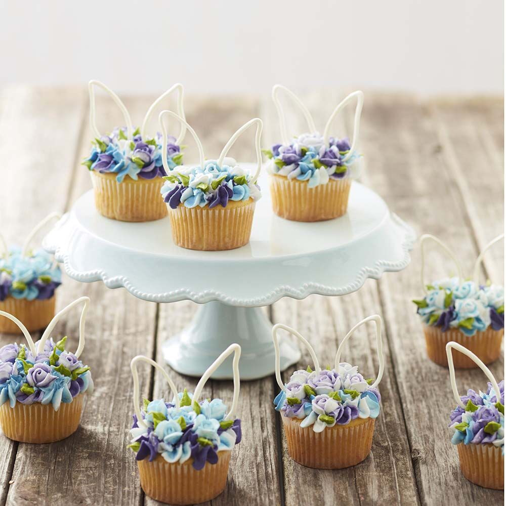 Easter Cake Decorating Ideas
 Blooming Easter Cupcakes