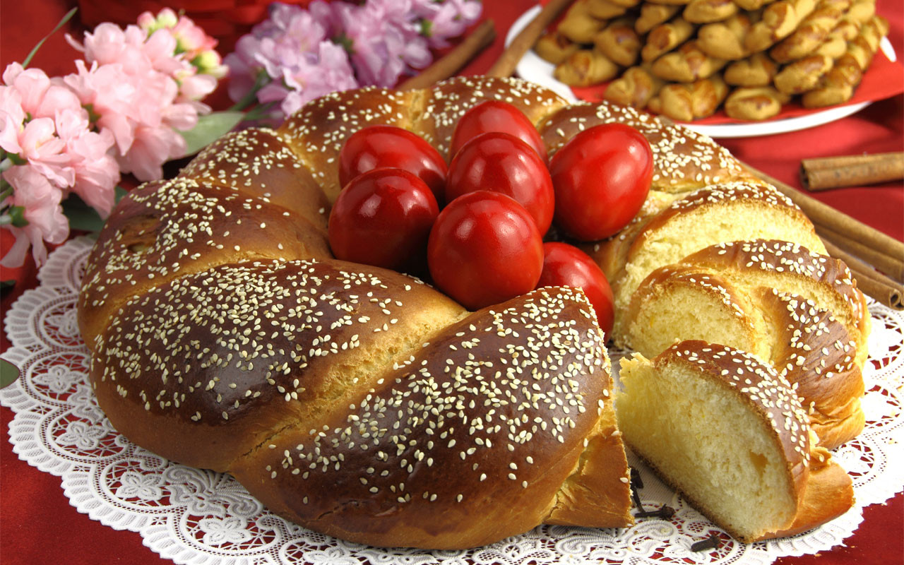 Easter Food Traditions
 Traditional Easter food for different countries around the