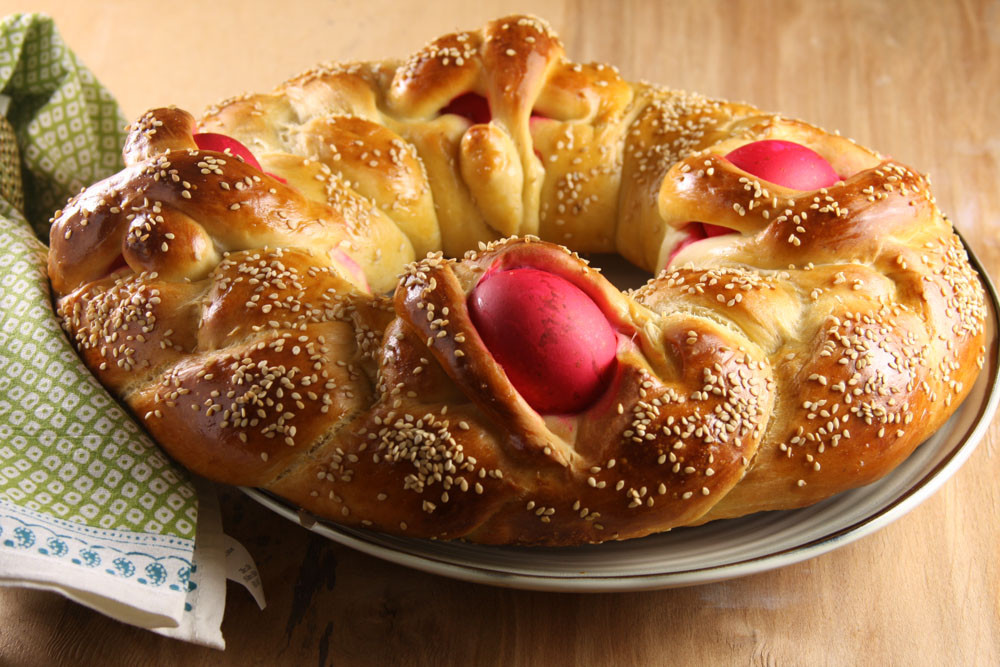 Easter Food Traditions
 From Pomegranates to Jelly Beans Ancient Roots of Easter