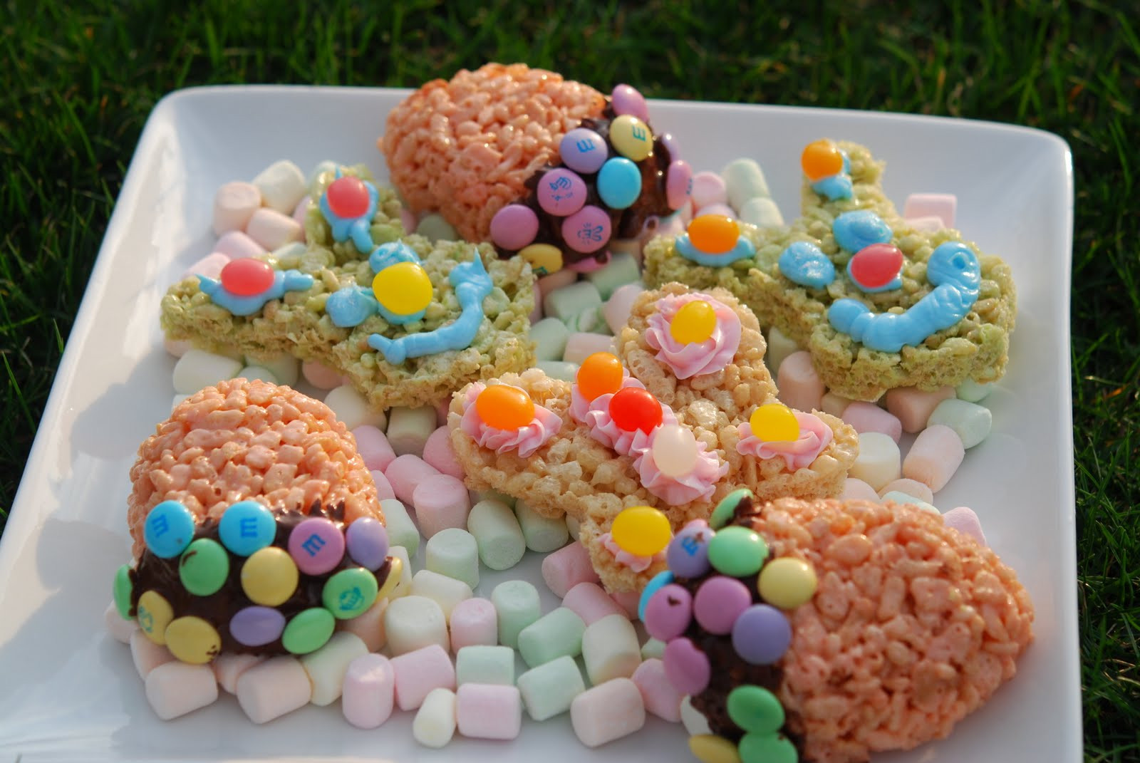 Easter Goodies Ideas
 Easter Goo s Made from Rice Krispie Treats