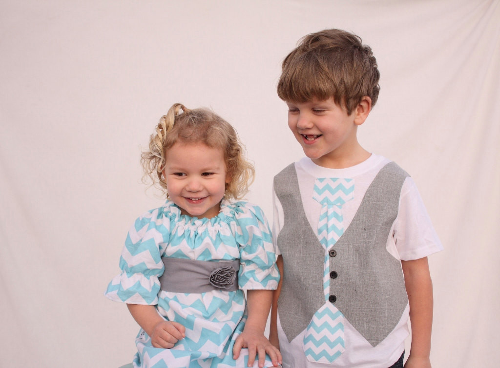 Easter Picture Ideas For Siblings
 Brother sister Easter setChevron Easter sibling by haddygrace