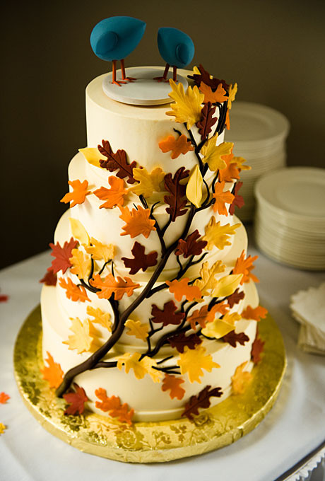 Fall Cakes Ideas
 Wedding Inspiration Center Fall Wedding Cake with Nature