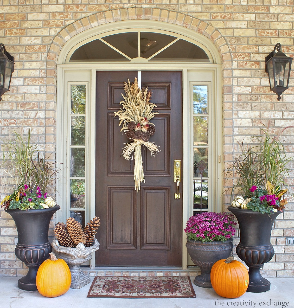 Fall Decor Ideas For Front Porch
 Easy Fall Door Swag Using Dried Naturals