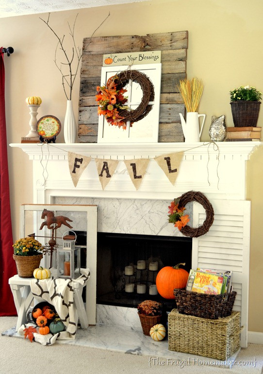 Fall Mantle Decorating Ideas
 Fall mantel decorated with reclaimed pallet wood