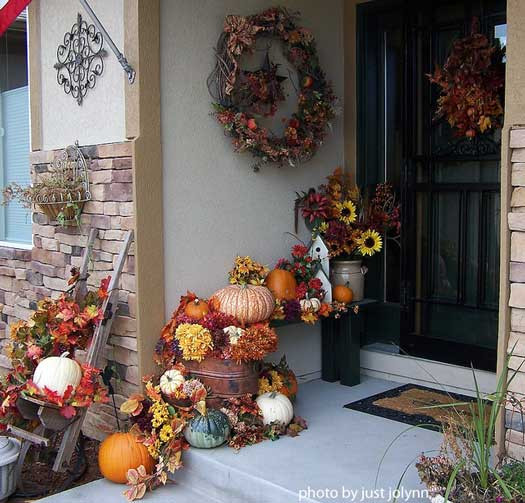 Fall Outside Decoration Ideas
 Outdoor Fall Decorating Ideas for Your Front Porch and Beyond