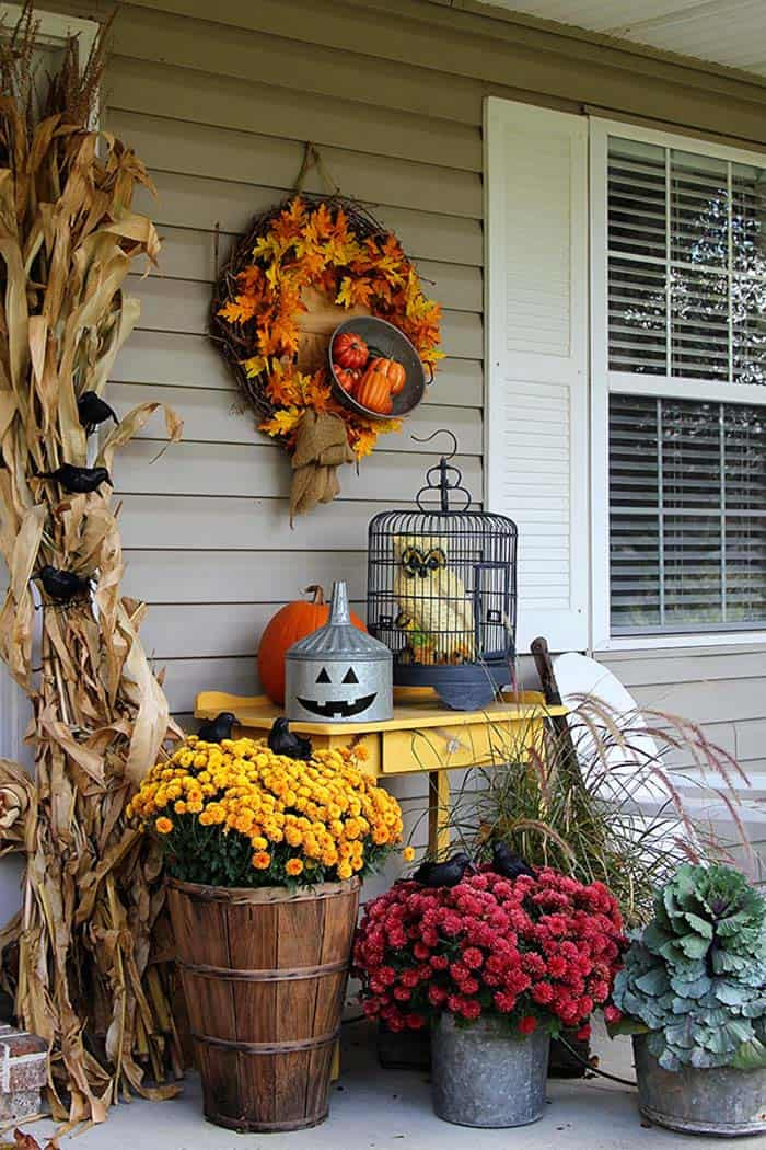 Fall Outside Decoration Ideas
 46 of the Coziest Ways to Decorate your Outdoor Spaces for
