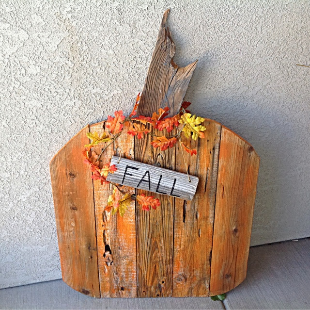 Fall Wood Decor
 Shabby Redo For You Fall Decor & DIY