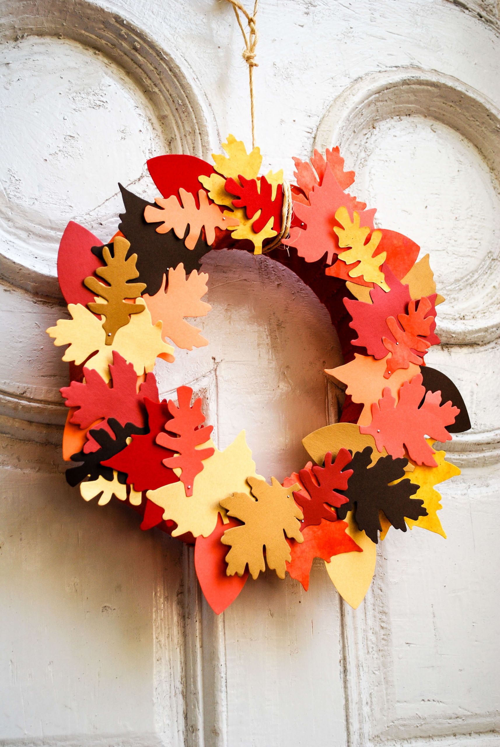 Fall Wreath Craft
 Paper and Fabric Leaf Fall Wreath Merriment Design