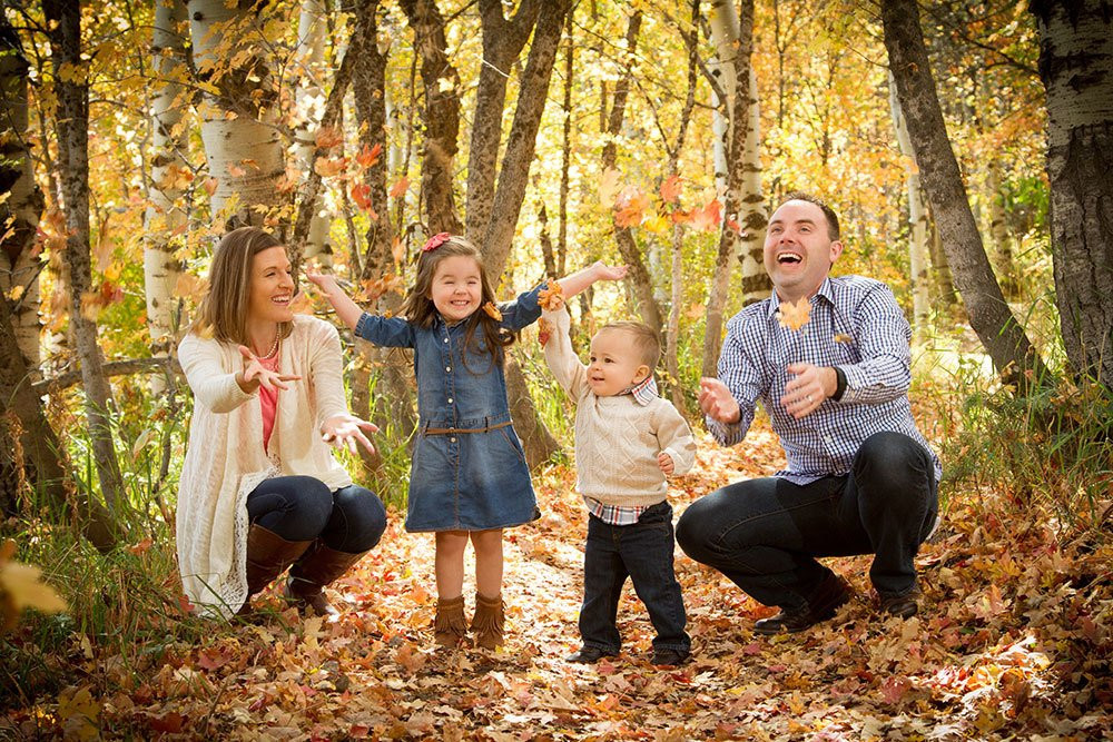 Family Portrait Ideas For Fall
 Ogden Utah grapher and Video Masterpiece