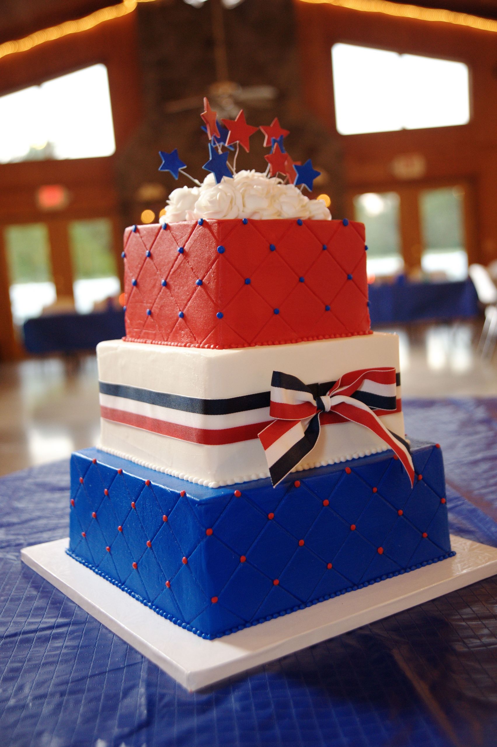 Fourth Of July Cakes Ideas
 4th of July wedding Julie Reeves cute