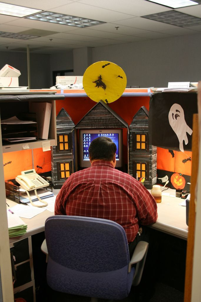Halloween Desk Decorating Ideas
 40 best Cubicle Pranks images on Pinterest