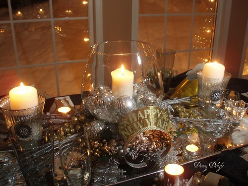 New Year Centerpiece Ideas
 Dining Delight New Year s Eve Tablescape