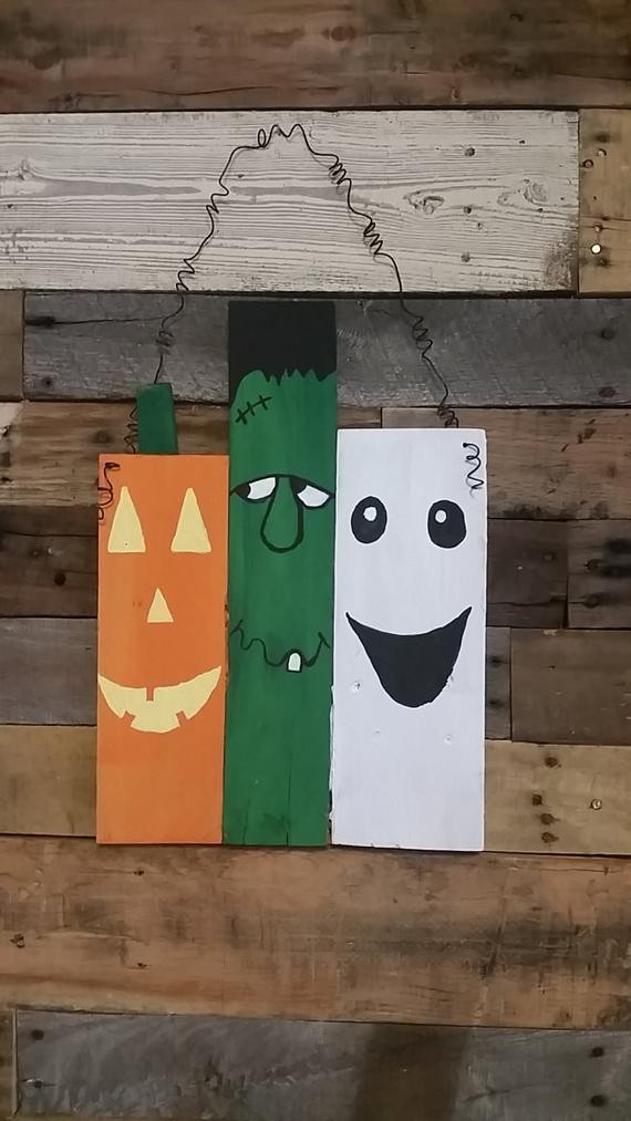 Pallet Halloween Ideas
 Items similar to Halloween Pallet Wall Hanging on Etsy