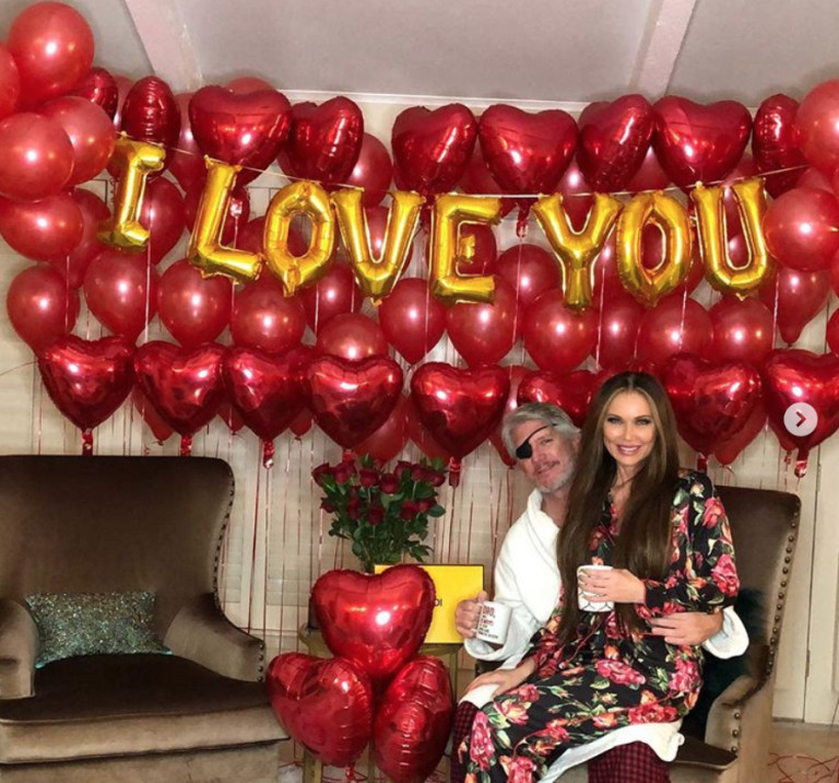 Party City Mother's Day Balloons
 Valentine s Day Sweetest Celebrity s of 2019