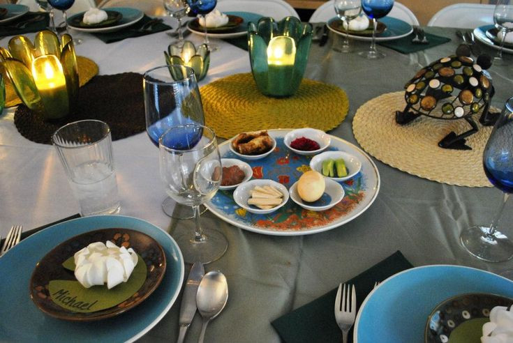 Passover Meal Ideas
 1000 images about Passover table Decorations on Pinterest