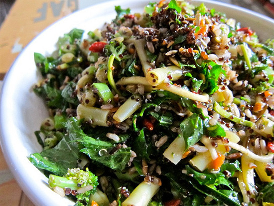 Passover Salad Recipe
 UnDiet Your Passover and Make This Instead