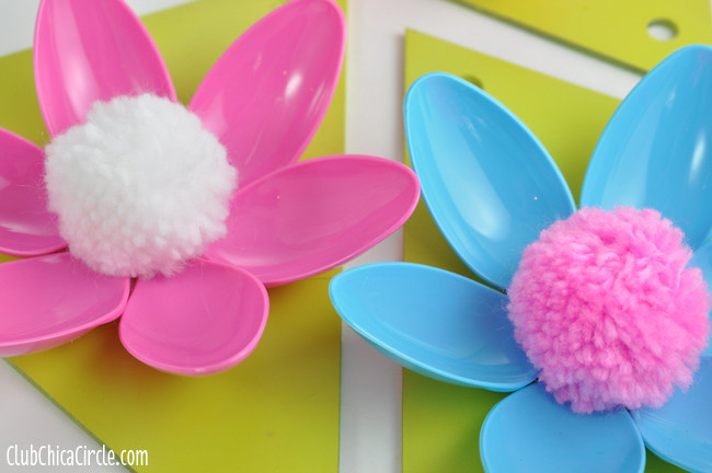 Spring Ideas Flowers
 Easy Spring Flower Plastic Spoon Garland Craft Idea and