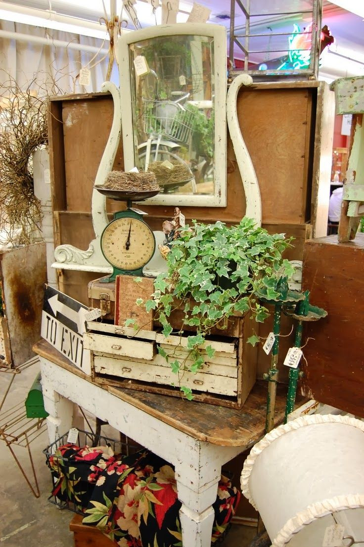Spring Ideas For Resale Booths
 Instant Spring Look in Your Booth Just Add Plants