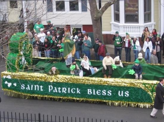 St Patrick's Day Float Ideas
 45 best images about St Pat Parade Floats on Pinterest