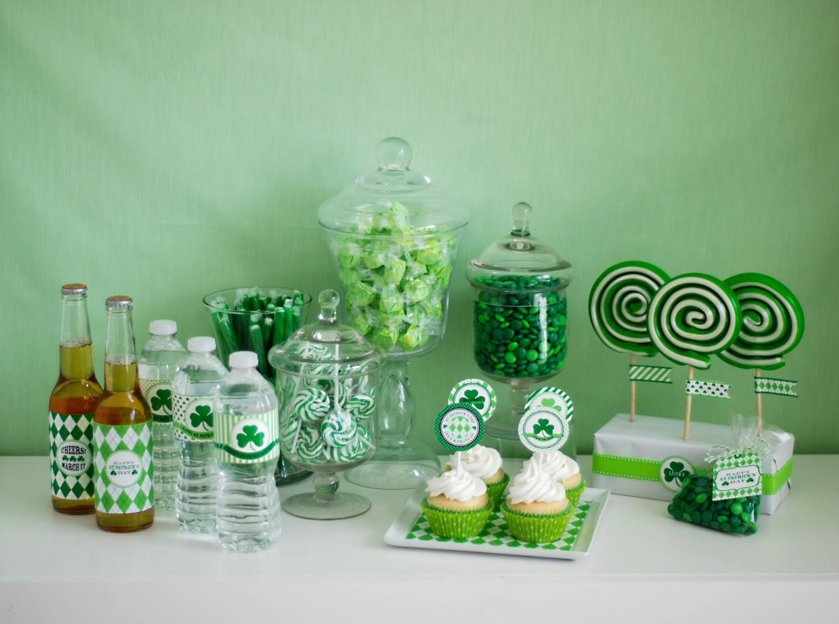St Patrick's Day Party Supplies
 Throw a St Patrick’s Day Party Part 3 Decor