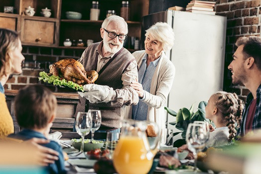 Thanksgiving Activities For Seniors
 5 Safe Thanksgiving Activities if Your Parent Has Alzheimer s