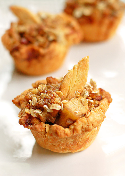 Thanksgiving Apple Pie Recipe
 Mini Apple Pie Recipe and Thanksgiving Dessert Ideas