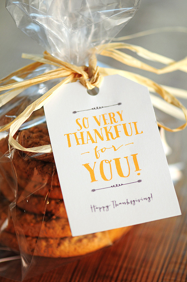 Thanksgiving Gift
 Free Thanksgiving Gift Tags & Note Card Printables