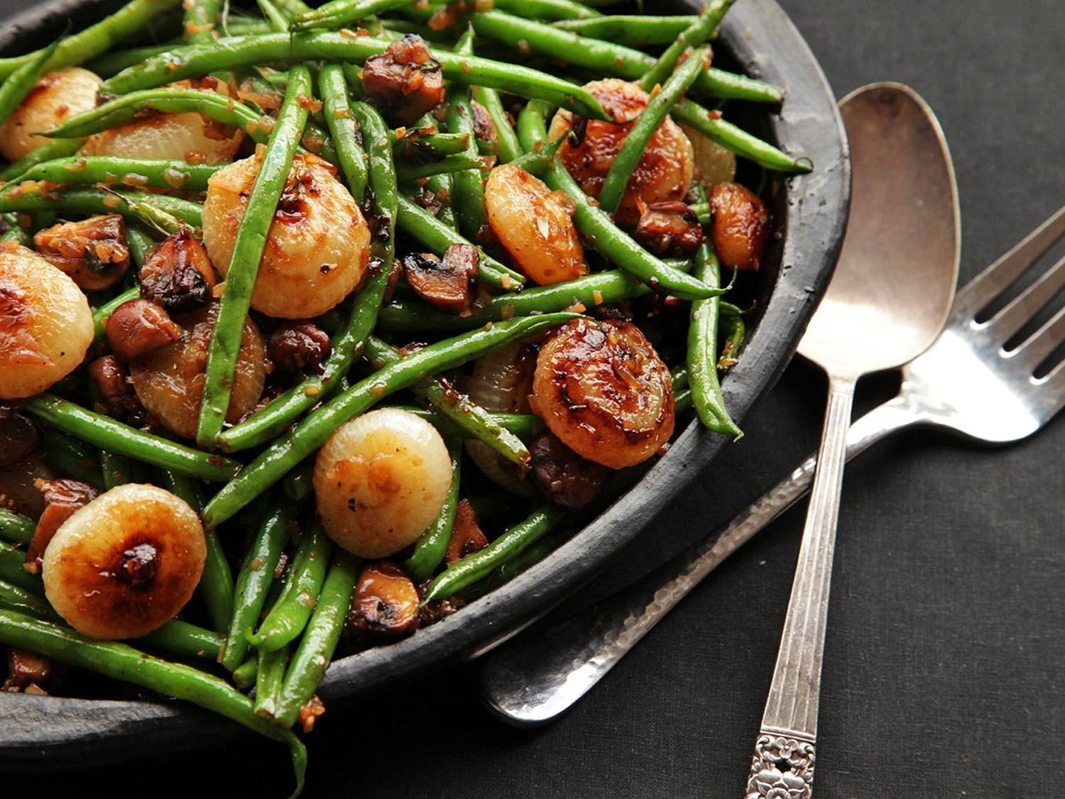 Thanksgiving Green Bean Recipe
 Sautéed Green Beans With Mushrooms and Caramelized